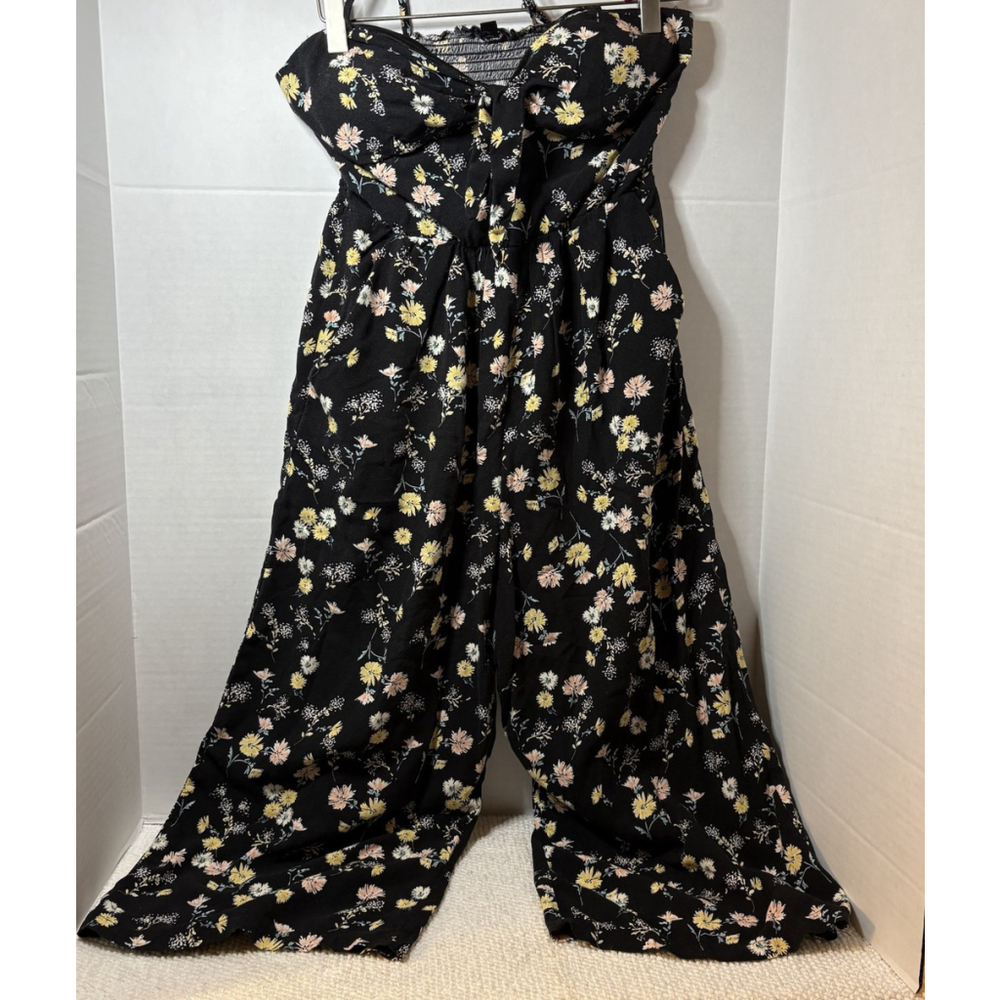 As U Wish Women's Sz M Spaghetti Strap Smocked Black Wide Leg Flowers Jumpsuit